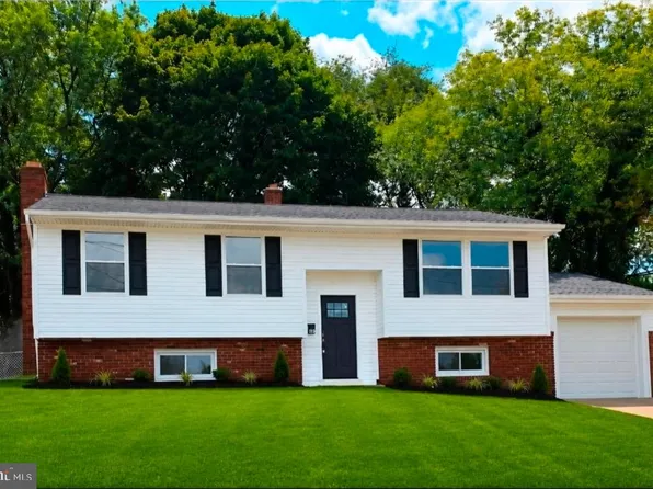 136 Moore St, Woodbury Heights, NJ 08097
