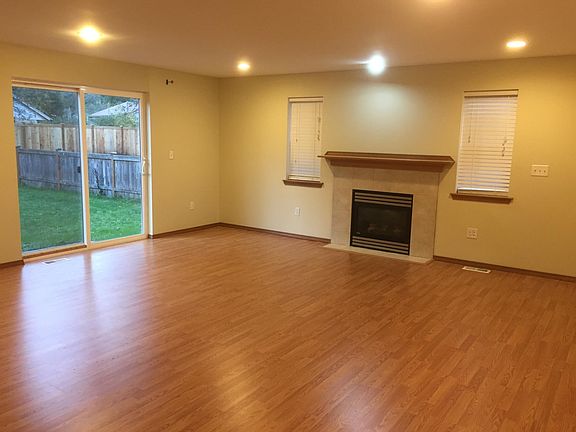 3rd image of 17526 62nd Ave W