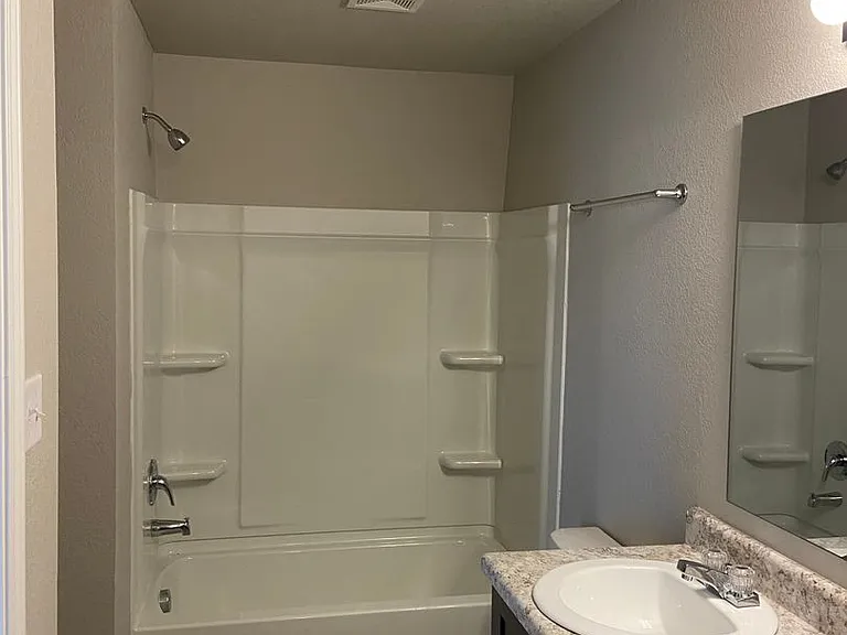 3809 Travers Ln — Photo 8