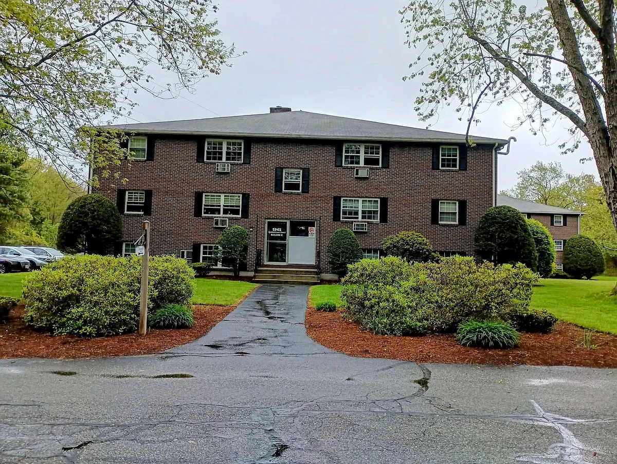 Building Photo - 96 Richardson Rd #B28