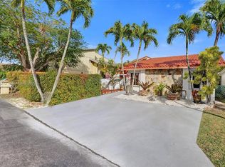 3515 SW 113th Ct, Miami, FL 33165