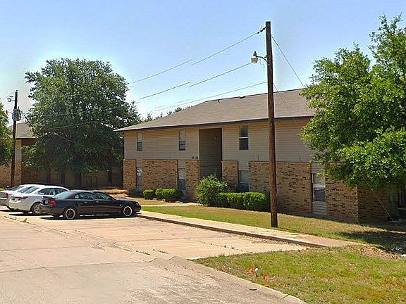 2nd image of 2330 N Highway 208