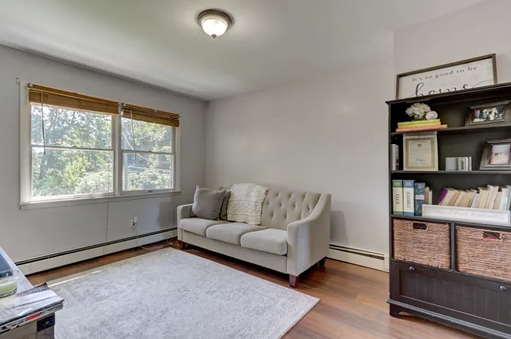 Rocco Dr — Photo 3
