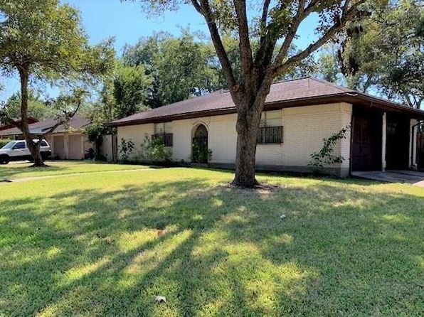2123 Williamsburg Ct S