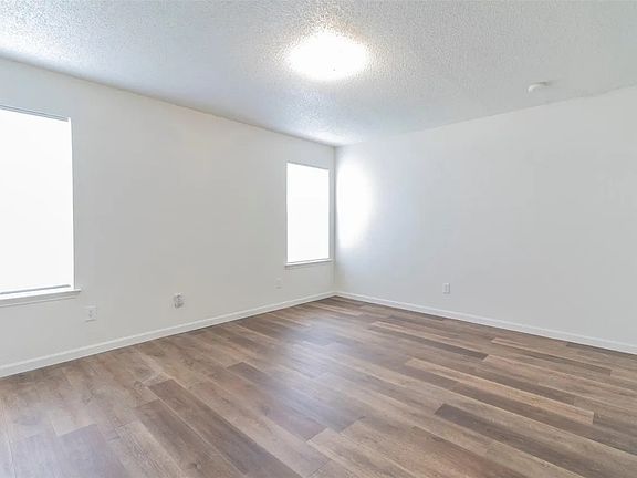 5th image of 8117 Mossberg Dr