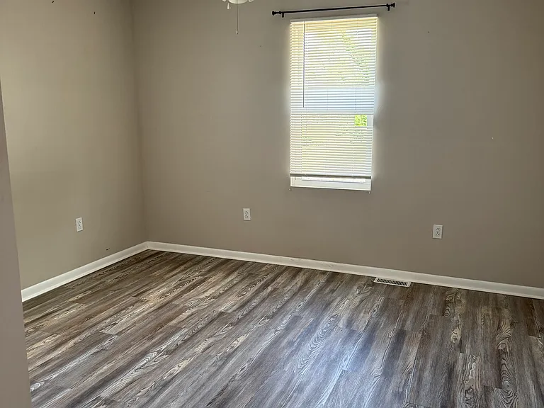 53 Monier Rd — Photo 33
