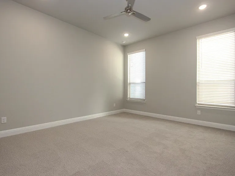4127 Runway Mews — Photo 12
