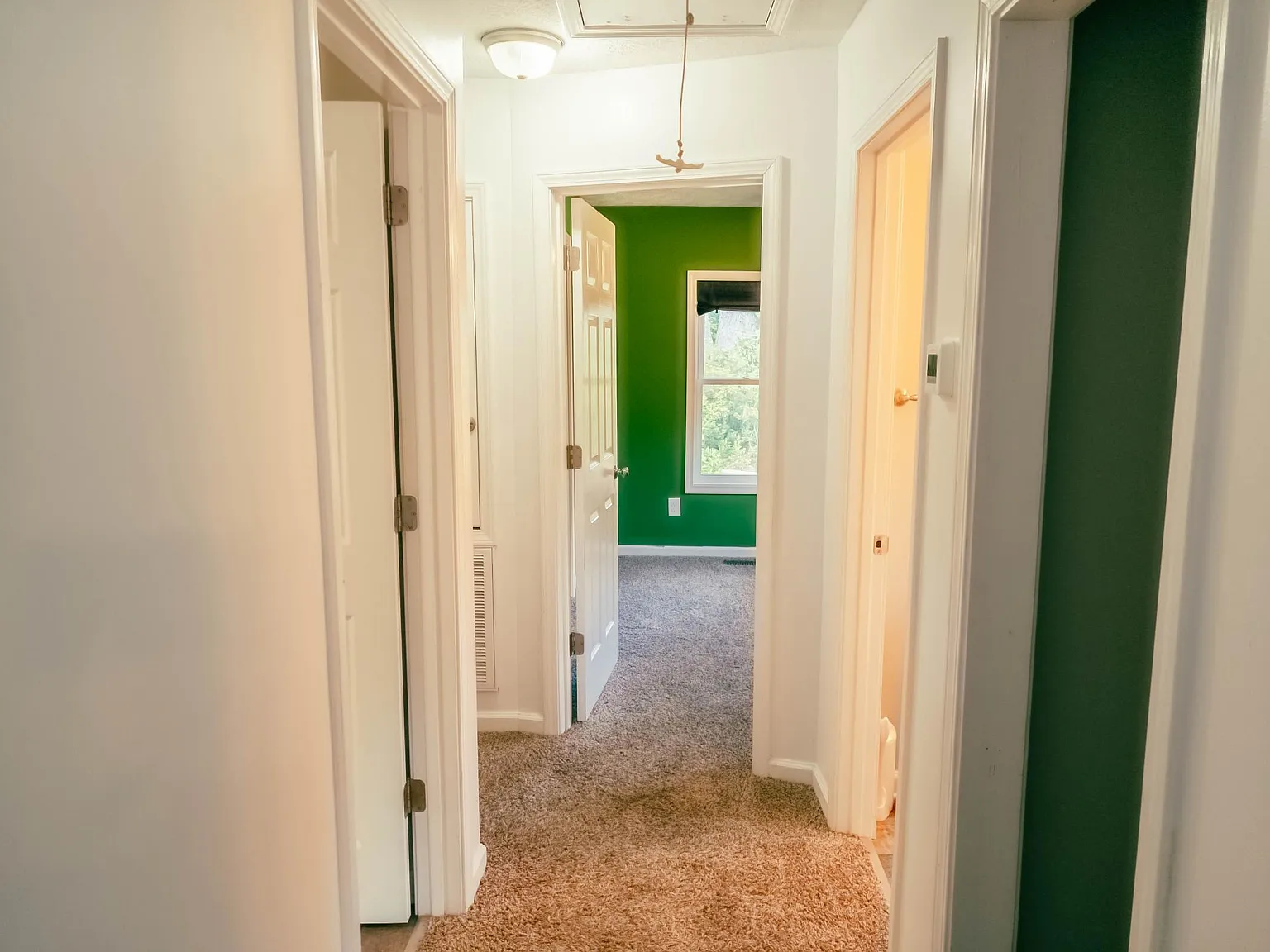 200 Rowland Cir — Photo 4