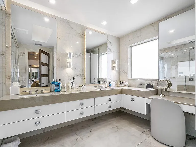 3506 NW Clubside Cir — Photo 13
