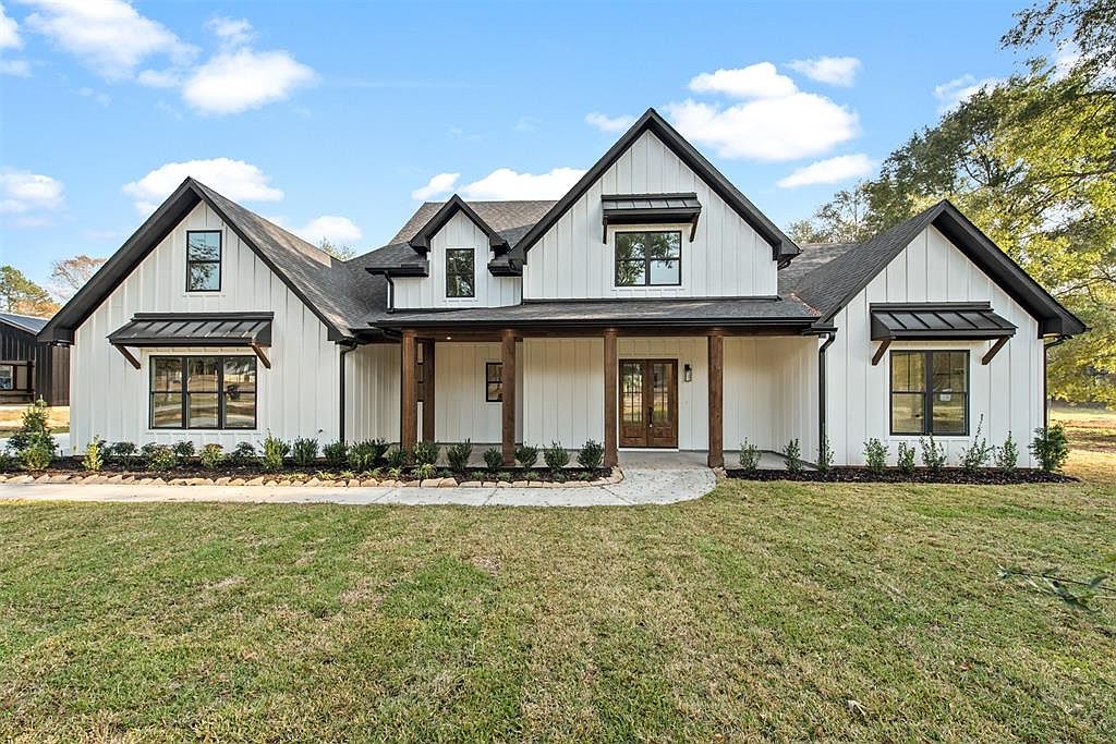 24811 Two Rivers Rd, Montgomery, TX 77316 | MLS #10383392 | Zillow