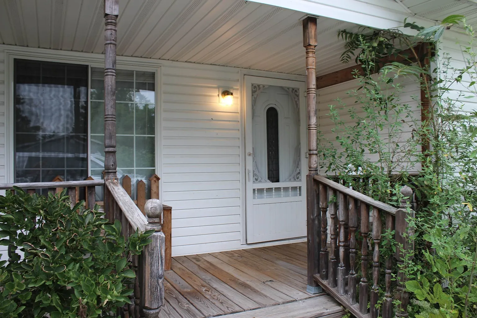 8682 S Main St photo 1
