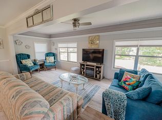 156 River Dr, Panacea, FL 32346