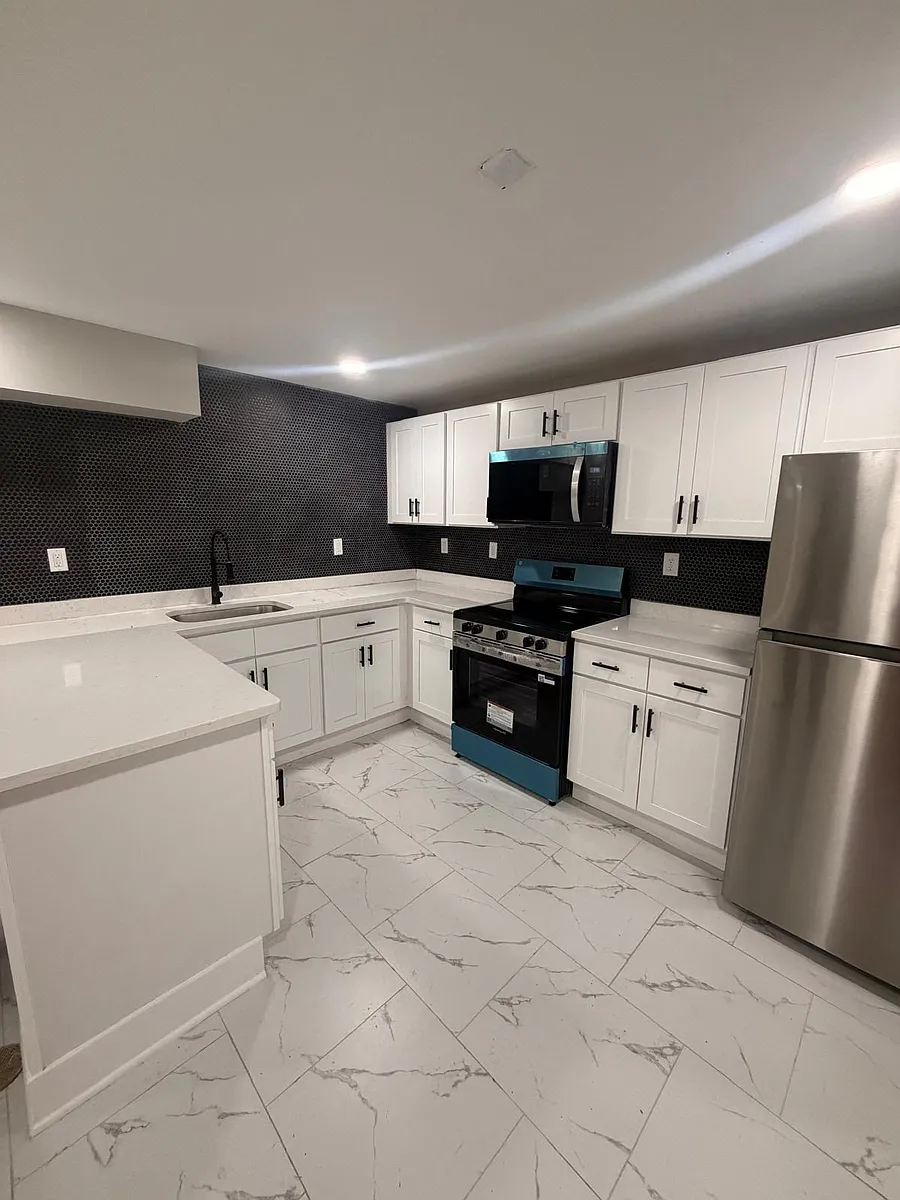 Building Photo - 318 Norton St #BASEMENT