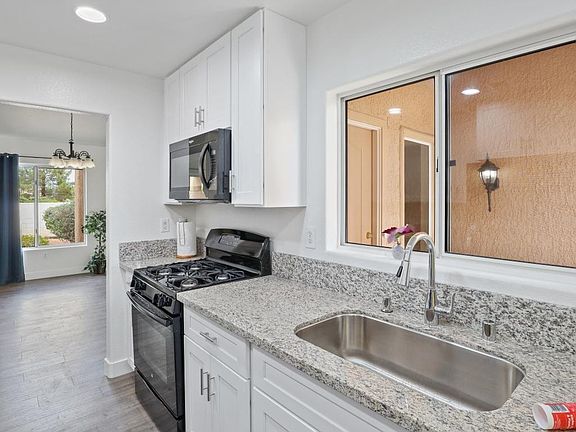 3rd image of 10008 Bundella Dr
