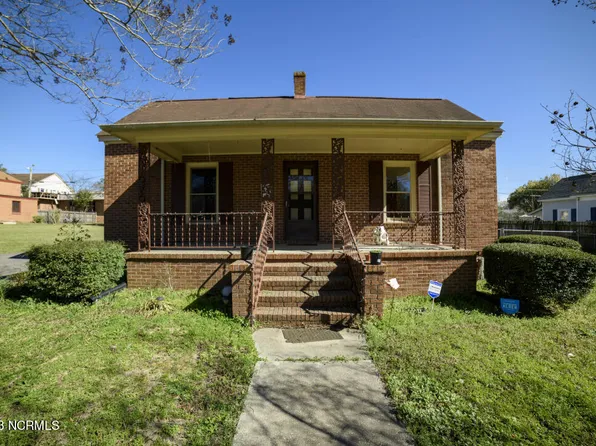 6 2nd Street, Laurinburg, NC 28352