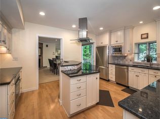 525 S Roberts Rd, Bryn Mawr, PA 19010