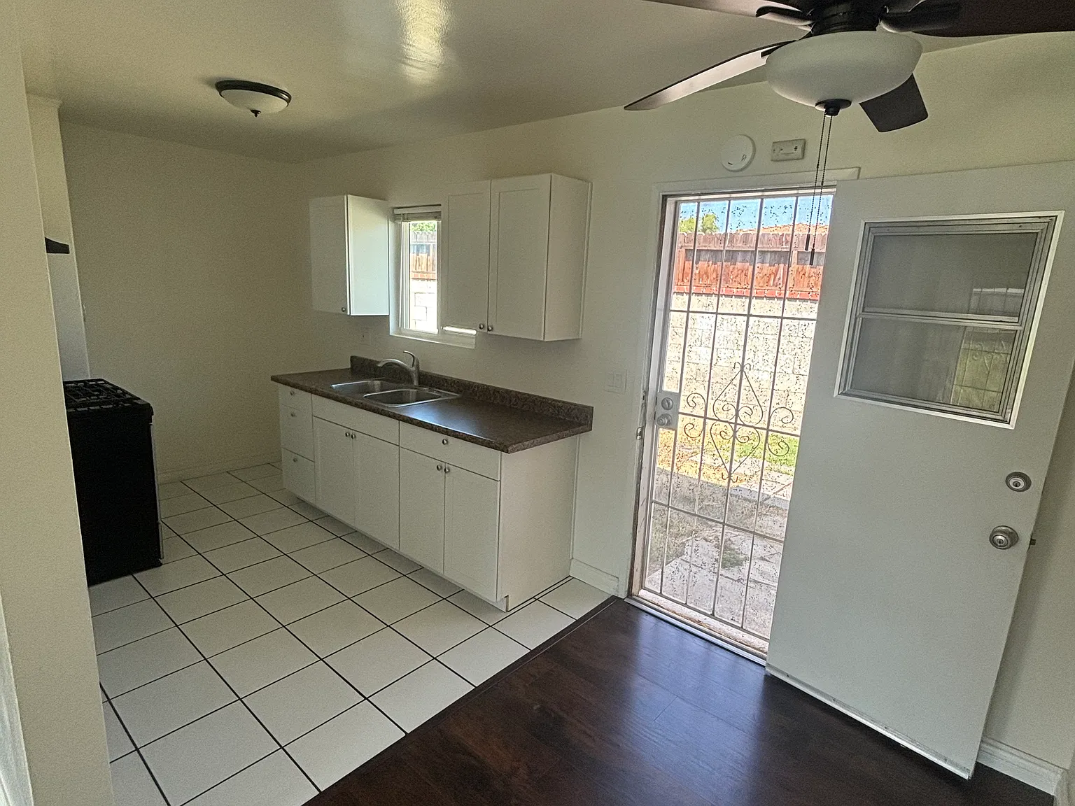 1 bed, 975 sqft, $1,495 — Photo 3