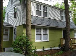 615 Sawkill Rd, Milford, PA 18337