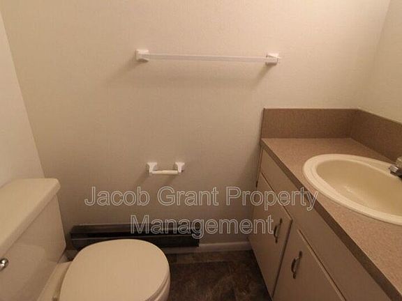 5th image of 776 Whittier St #780