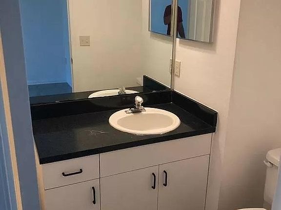5th image of 1212 Noble Pl #1212
