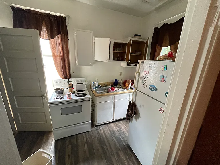 4142 Greenwood Ave — Photo 13