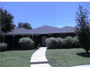 7506 Travelers Xing, Rowlett, TX 75089