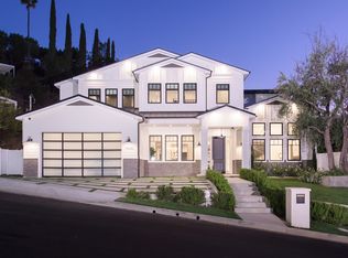 16656 Oldham St, Encino, CA 91436