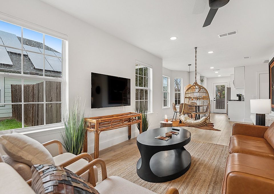 1st image of 6922 Villita Avenida St