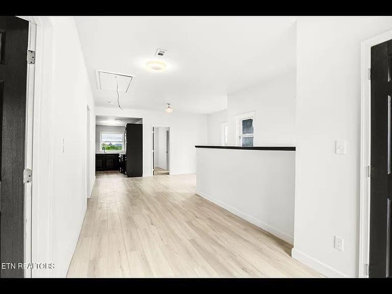2307 Linden Ave #B — Photo 7