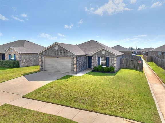 2nd image of 215 Waterside Dr