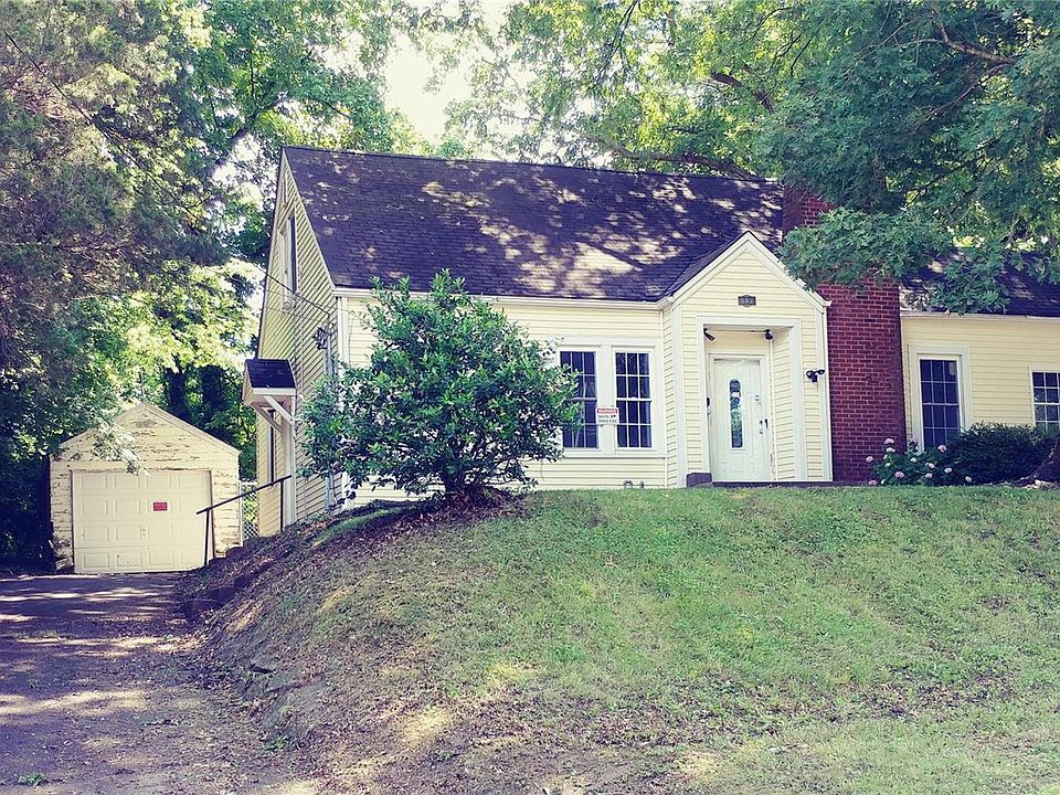 1st image of 808 N Park St