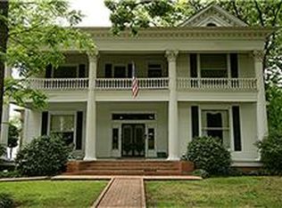 210 S Hawkins St, Waxahachie, TX 75165