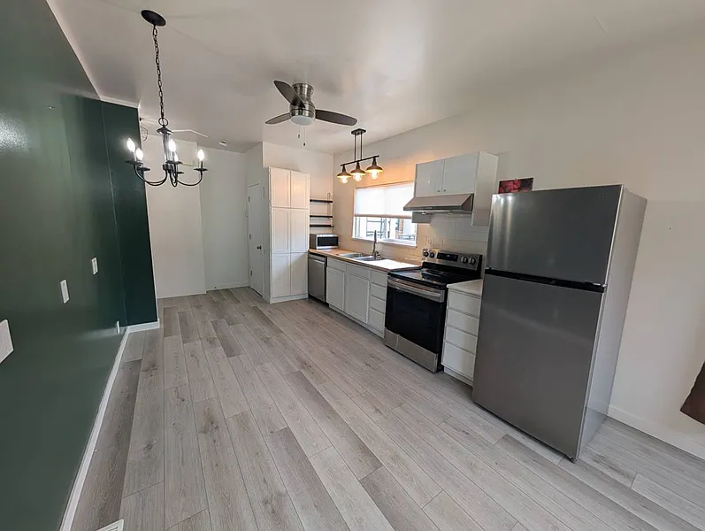 14842 Buena Vista Ave #6