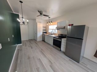 14842 Buena Vista Ave #6, White Rock, BC V4B 1X4