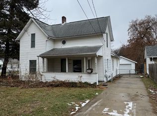 807 Edgewood St, Jackson, MI 49202