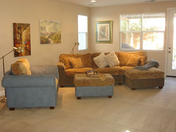 Comfortable Elegance 