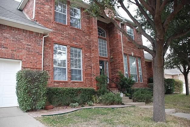 1st image of 709 Sam Hill St