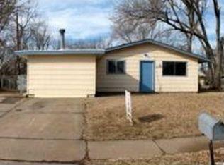 1222 Yale Ave, Salina, KS 67401