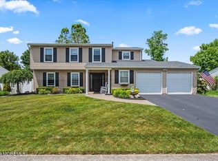 16 Briartwist Ln, Howell, NJ 07731