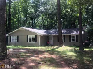 60 Shadowood Ln, Carrollton, GA 30116