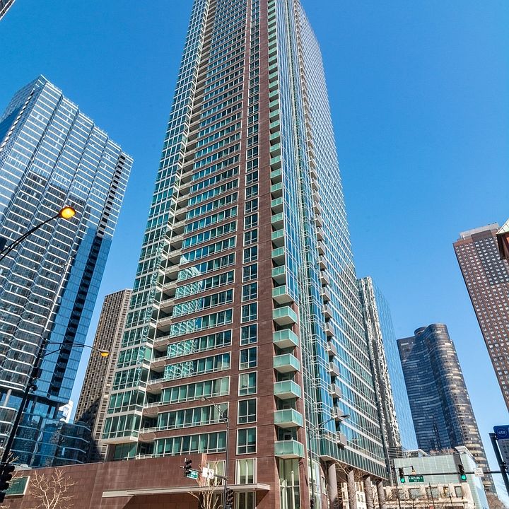 1st image of 505 N McClurg Ct APT 3104