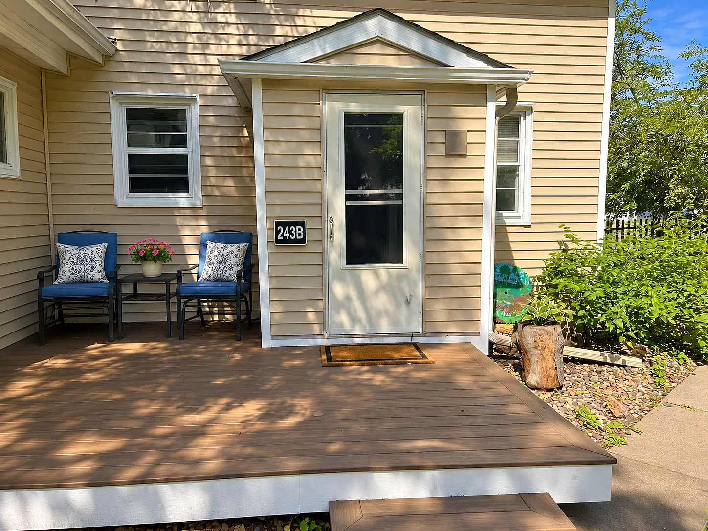 1 bed, $1,100 — Photo 2