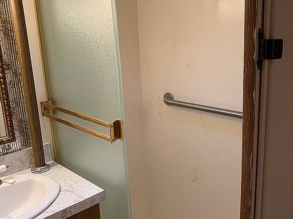 3rd image of 1411 Sierra Dr