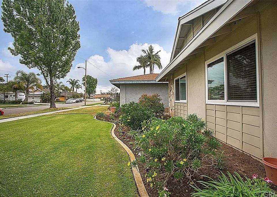 1st image of 1014 E Tularosa Ave