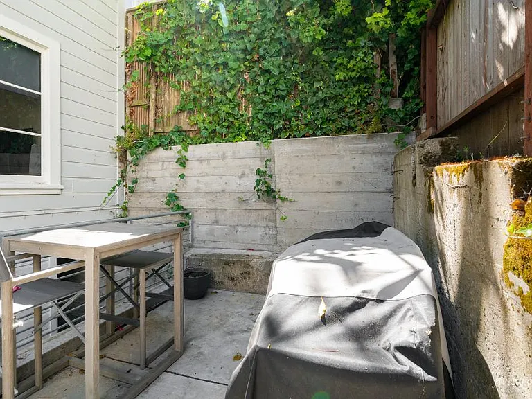 1950 Sacramento St #B — Photo 39