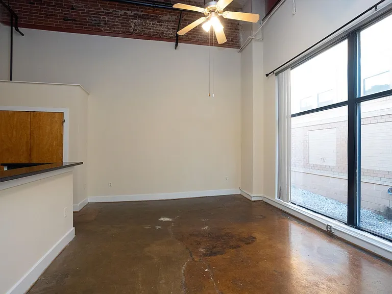 Cornish Brewery Apartment Homes — Photo 99