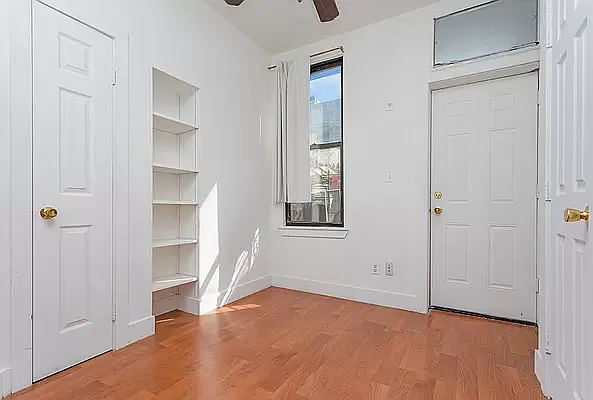 Rented by MySpaceNYC | media 18