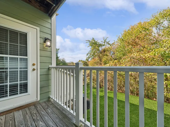 Ellington Metro West