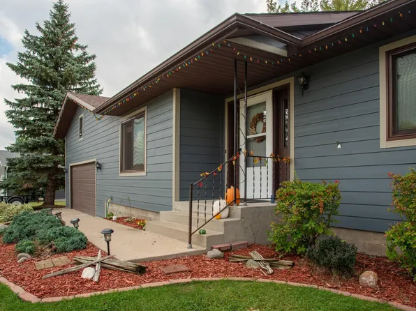 114 Sumac Dr, Alexandria, MN 56308