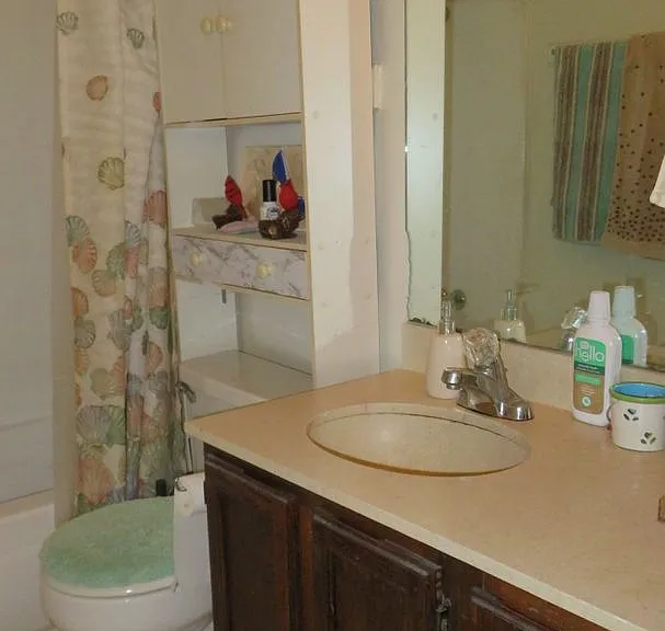 1000 W 26th St #217 — Photo 13